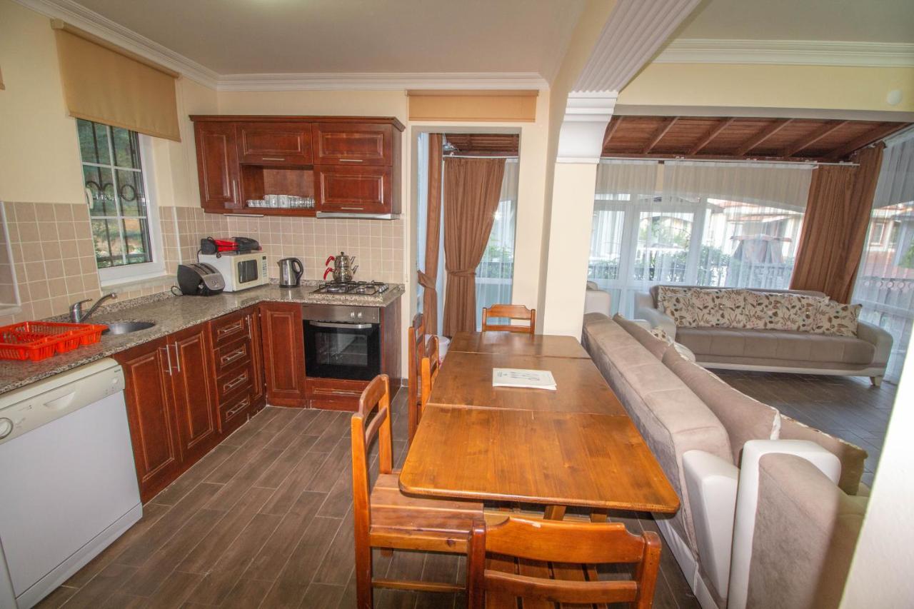 Villa Brookland Paris, Ozel Havuzlu, *